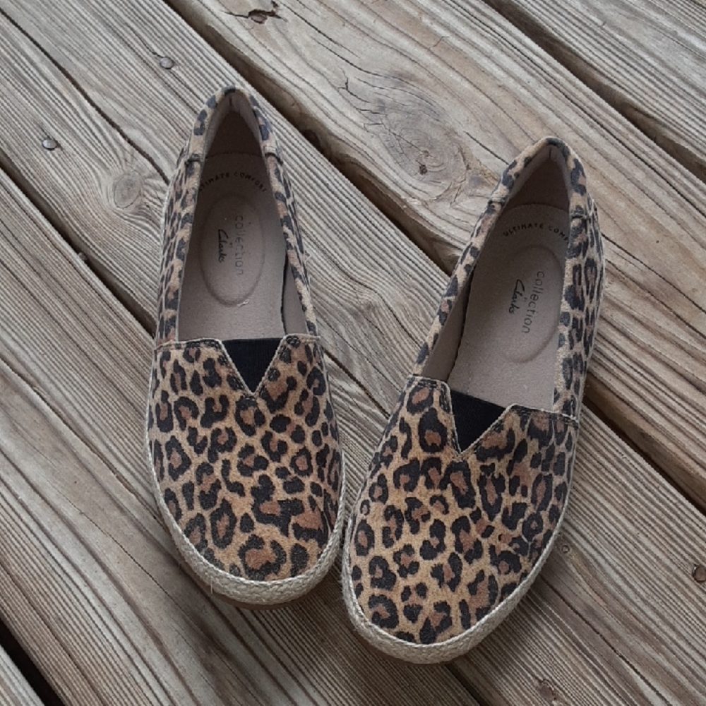 CLARKS Women's Leopard Print Suede Danelly Sky Espadrille Slip-Ons NWOT